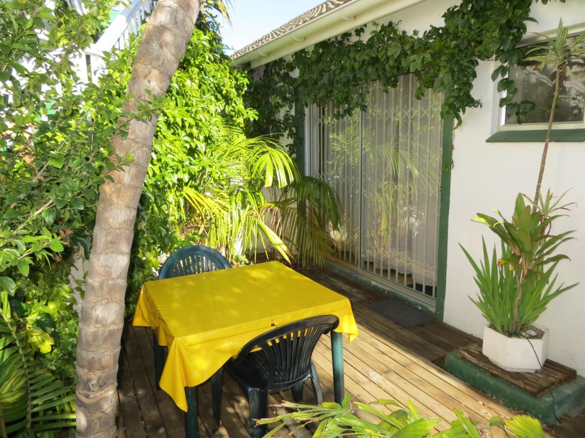 Cape Oasis Guesthouse Bloubergstrand Esterno foto