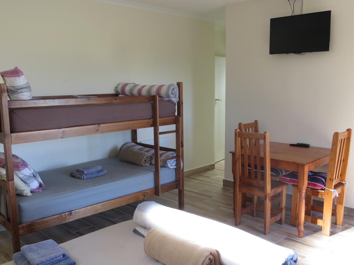 Cape Oasis Guesthouse Bloubergstrand Esterno foto